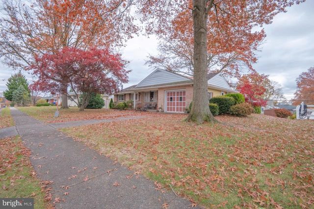 1026 ELMWOOD DR, Pottstown, PA 19464