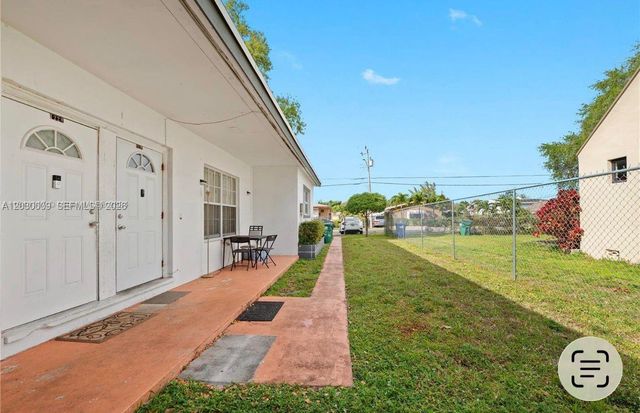 1226 NE 112th St 1226, Miami, FL 33161