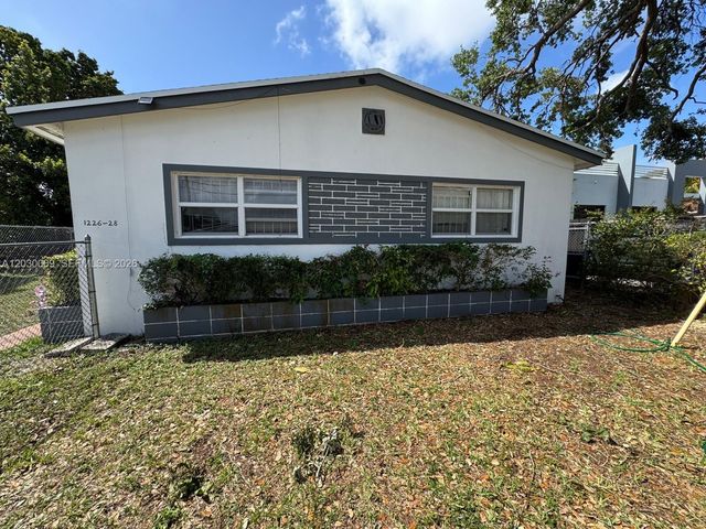 1226 NE 112th St 1226, Miami, FL 33161