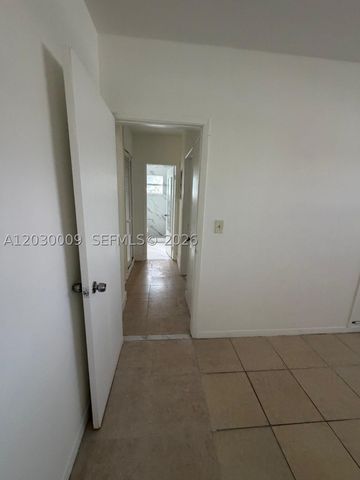 1226 NE 112th St 1226, Miami, FL 33161