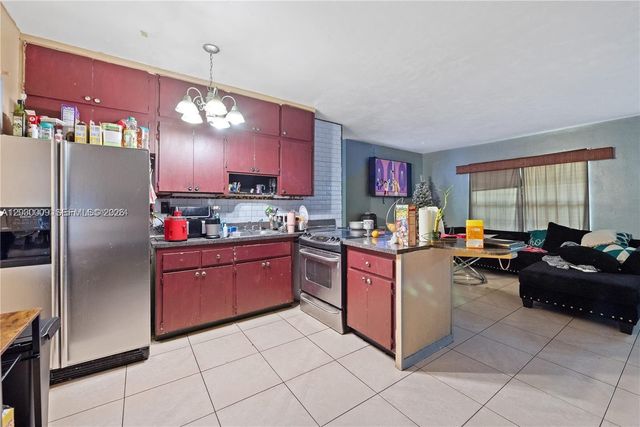 1226 NE 112th St 1226, Miami, FL 33161