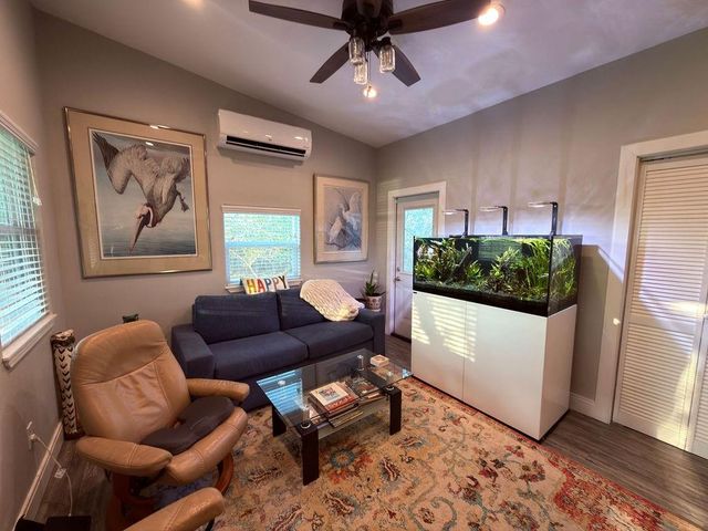 178 Kluge Trail, Rockport, TX 78382