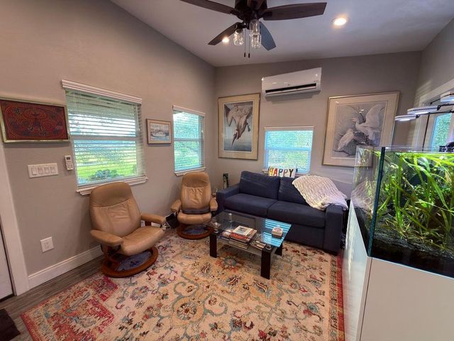 178 Kluge Trail, Rockport, TX 78382