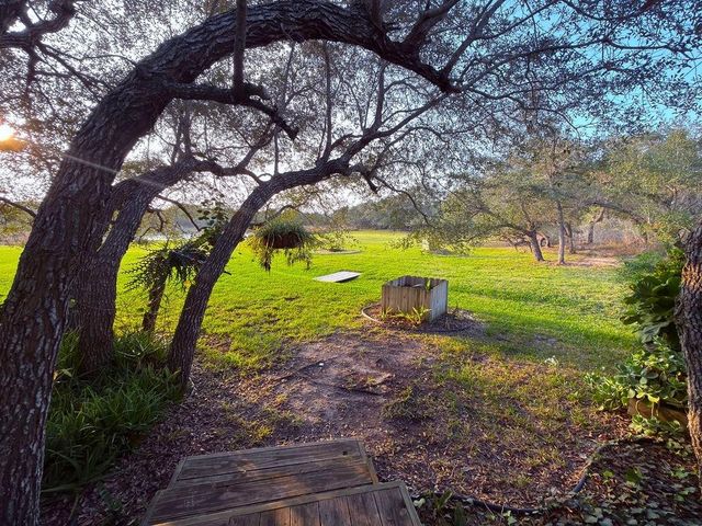 178 Kluge Trail, Rockport, TX 78382