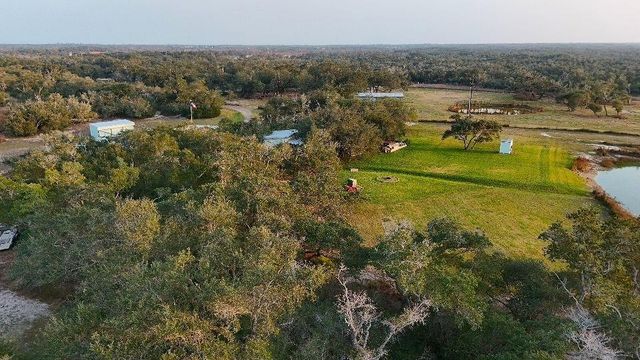 178 Kluge Trail, Rockport, TX 78382