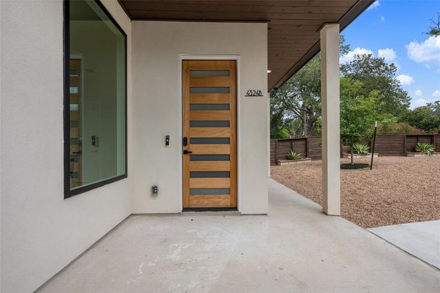 4324 Airport BLVD B, Austin, TX 78722