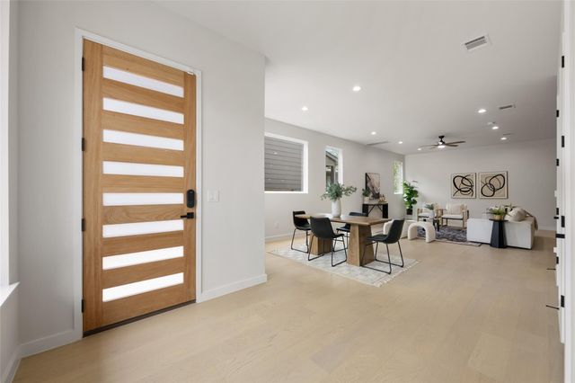 4324 Airport BLVD B, Austin, TX 78722