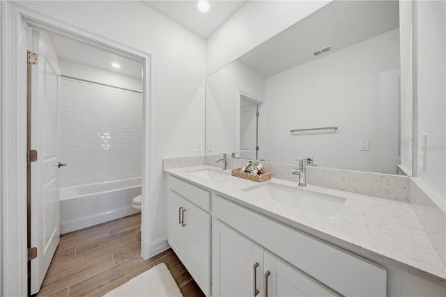 9471 RUNAWAY BREEZE DRIVE, Land O Lakes, FL 34637