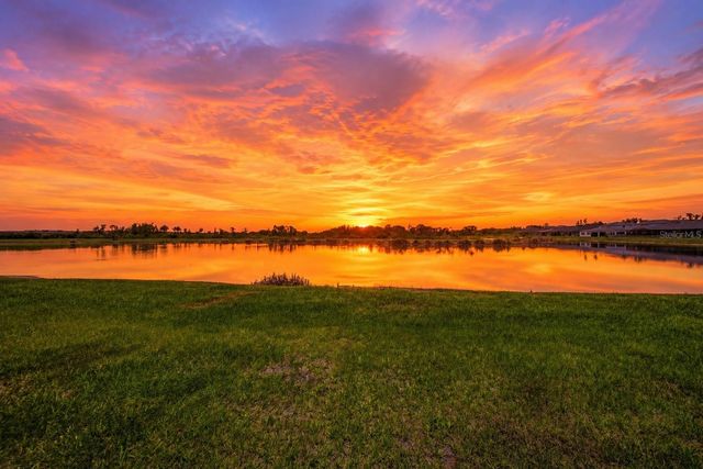 9471 RUNAWAY BREEZE DRIVE, Land O Lakes, FL 34637