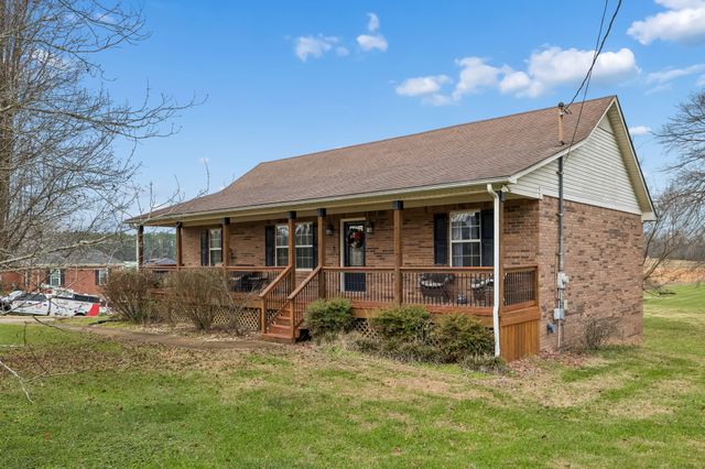 2755 Greens Mill Rd, Columbia, TN 38401