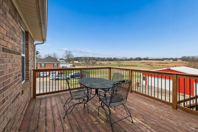 2755 Greens Mill Rd, Columbia, TN 38401