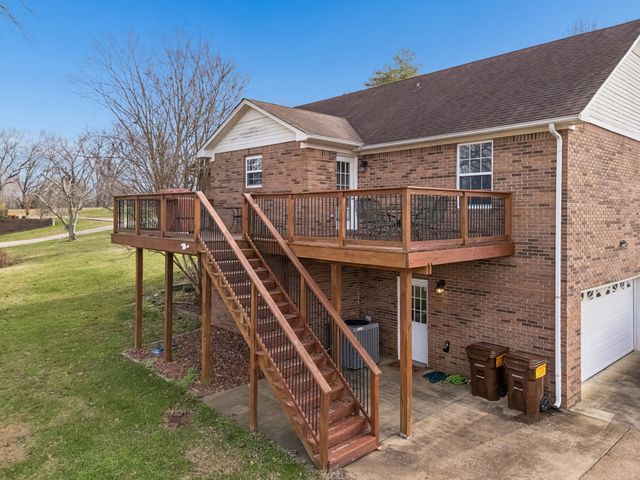 2755 Greens Mill Rd, Columbia, TN 38401