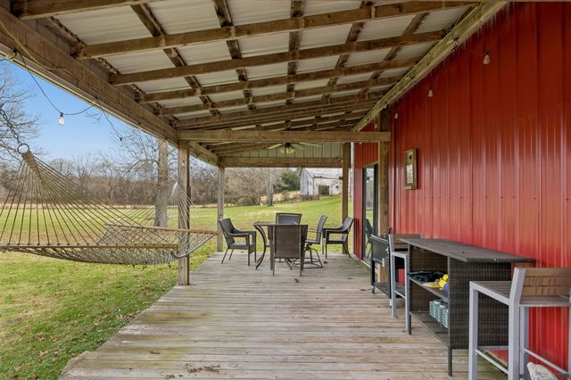 2755 Greens Mill Rd, Columbia, TN 38401