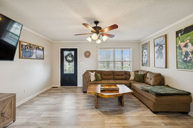 2755 Greens Mill Rd, Columbia, TN 38401