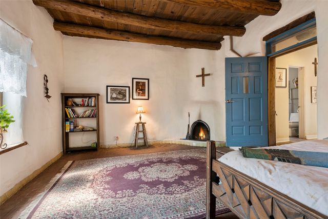 10A Via La Puente, Galisteo, NM 87540