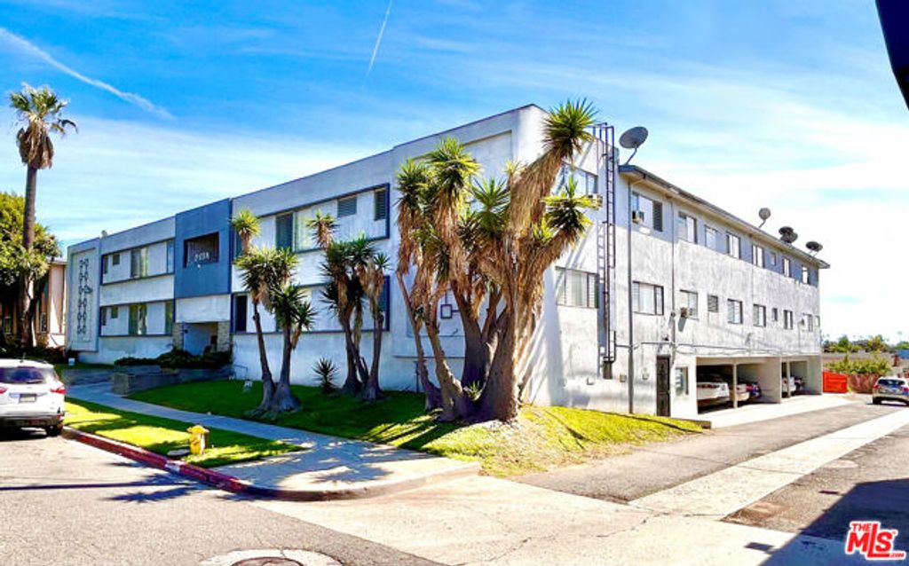 2134 W El Segundo Boulevard, Gardena, CA 90249