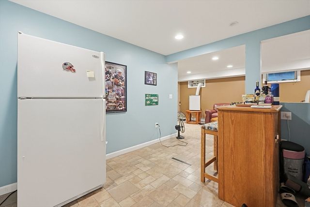 11 Brooke Haven Dr, Rutland, MA 01543