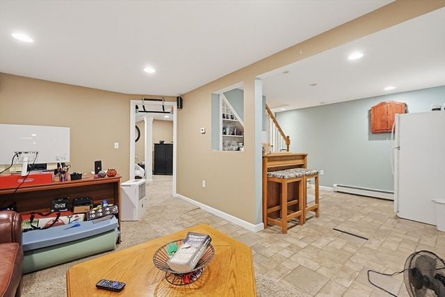 11 Brooke Haven Dr, Rutland, MA 01543