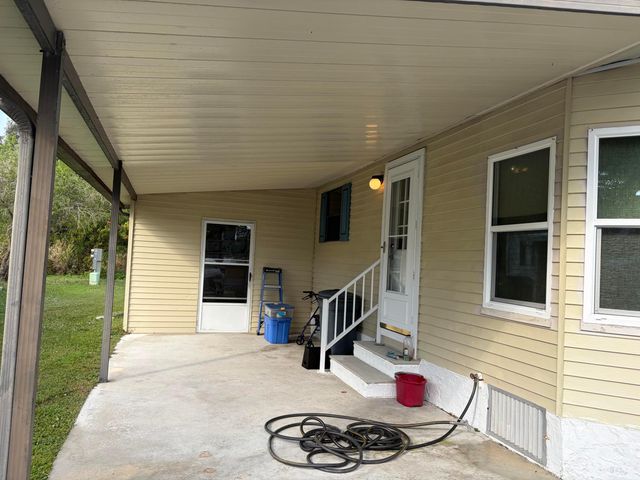 202 Travis Cay Place 9, Fort Pierce, FL 34982