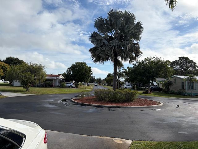 202 Travis Cay Place 9, Fort Pierce, FL 34982