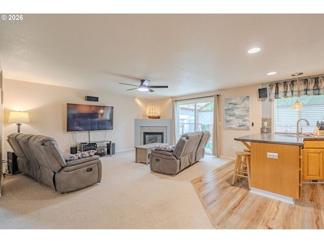 2806 Ne DELANCEY Ct, Vancouver, WA 98682