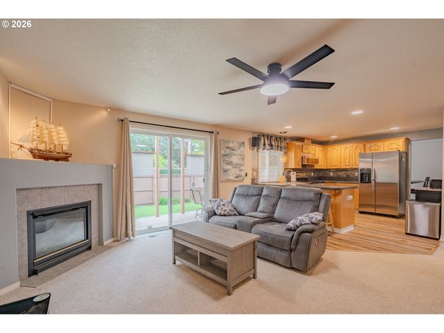 2806 Ne DELANCEY Ct, Vancouver, WA 98682