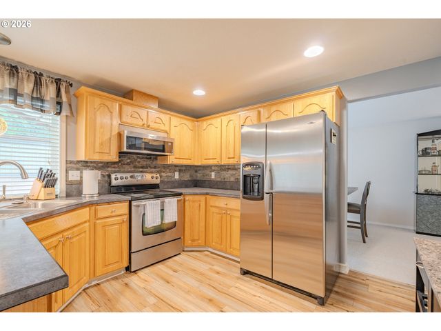 2806 Ne DELANCEY Ct, Vancouver, WA 98682