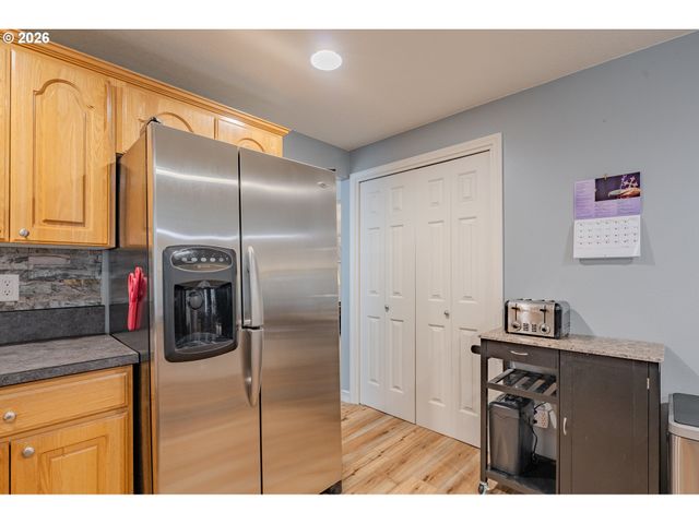 2806 Ne DELANCEY Ct, Vancouver, WA 98682