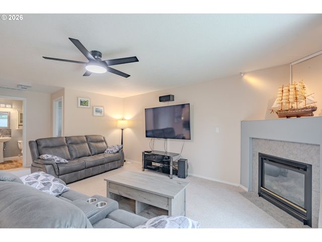 2806 Ne DELANCEY Ct, Vancouver, WA 98682