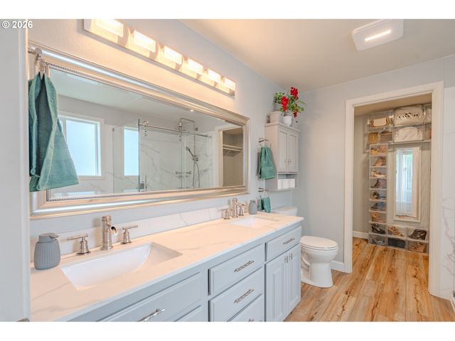 2806 Ne DELANCEY Ct, Vancouver, WA 98682