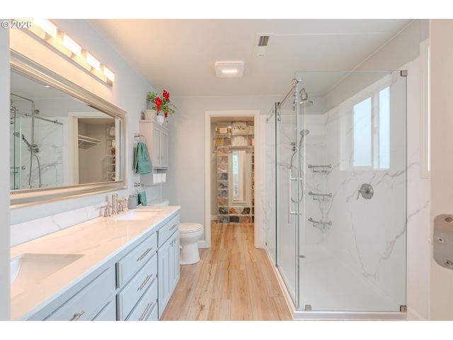 2806 Ne DELANCEY Ct, Vancouver, WA 98682