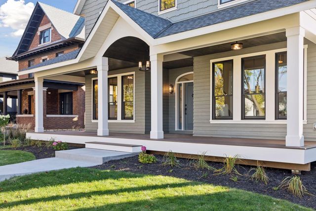 1532 Lincoln Avenue, Saint Paul, MN 55105