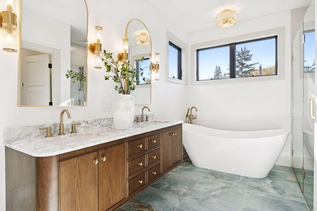 1532 Lincoln Avenue, Saint Paul, MN 55105