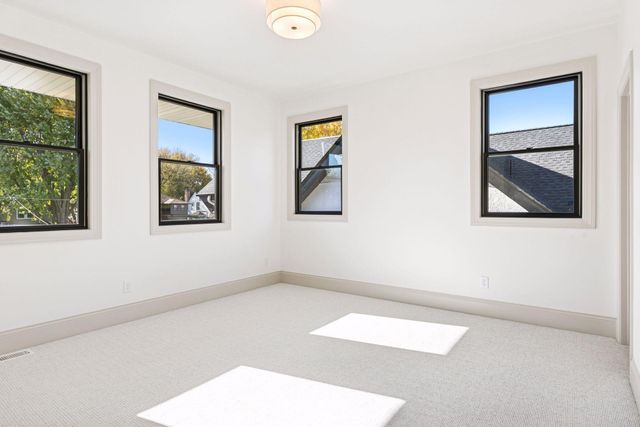 1532 Lincoln Avenue, Saint Paul, MN 55105