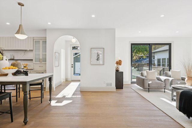 1532 Lincoln Avenue, Saint Paul, MN 55105