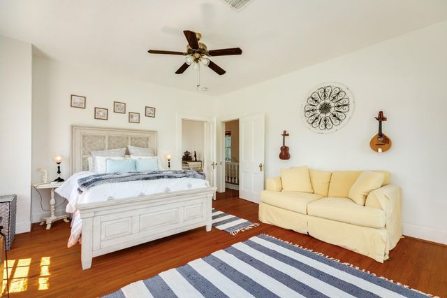 3407 Avenue L, Galveston, TX 77550