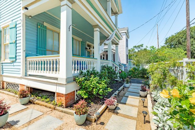 3407 Avenue L, Galveston, TX 77550