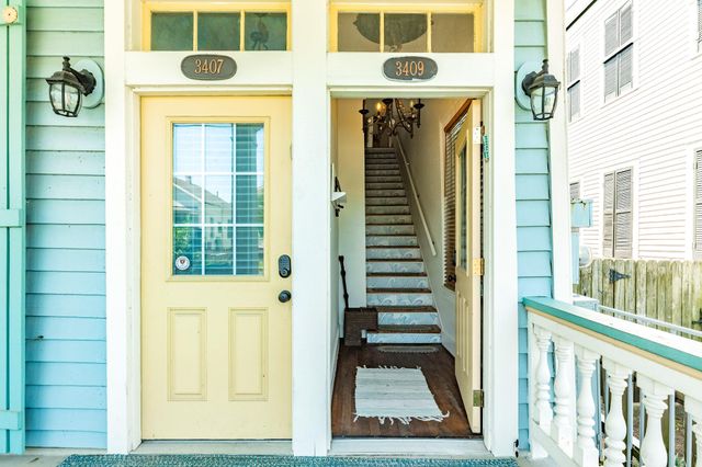 3407 Avenue L, Galveston, TX 77550