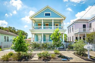 3407 Avenue L, Galveston, TX 77550
