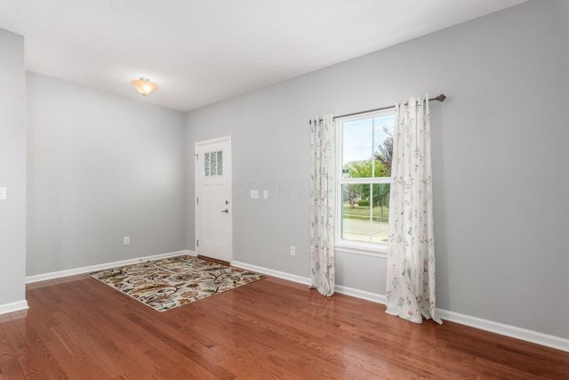 216 Mcnamara Loop, Delaware, OH 43015