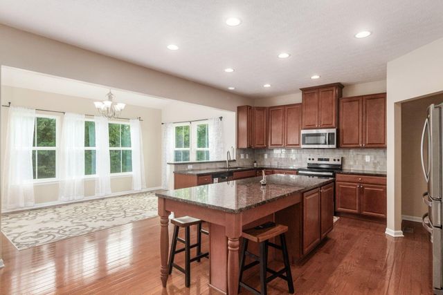 216 Mcnamara Loop, Delaware, OH 43015