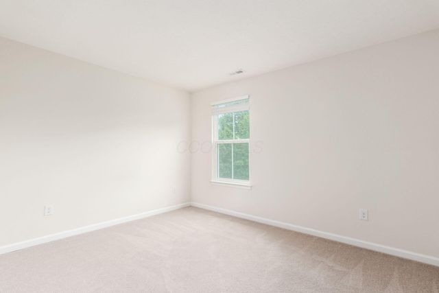 216 Mcnamara Loop, Delaware, OH 43015