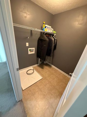 216 Mcnamara Loop, Delaware, OH 43015
