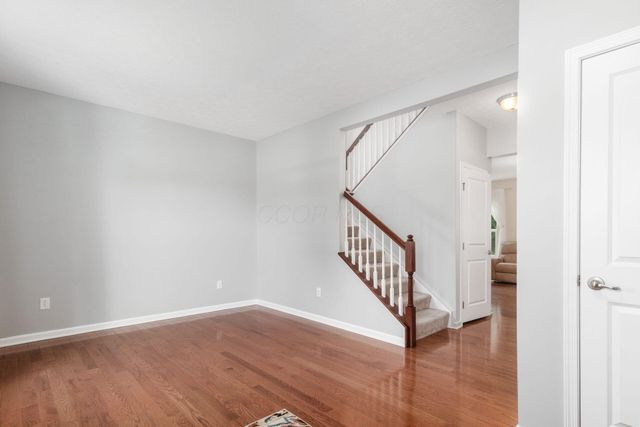 216 Mcnamara Loop, Delaware, OH 43015