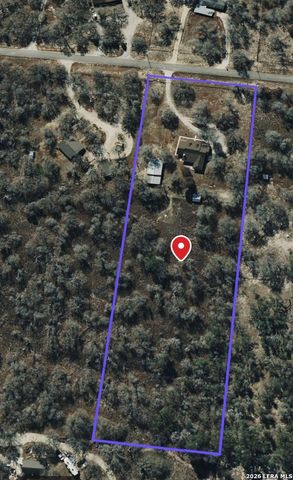 110 Hunters Glen, Floresville, TX 78114