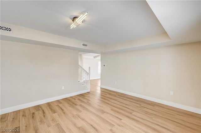 7477 Ullom Drive, Las Vegas, NV 89139