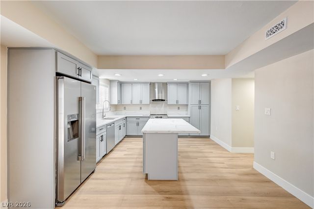 7477 Ullom Drive, Las Vegas, NV 89139