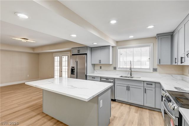 7477 Ullom Drive, Las Vegas, NV 89139