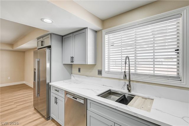 7477 Ullom Drive, Las Vegas, NV 89139
