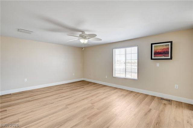 7477 Ullom Drive, Las Vegas, NV 89139
